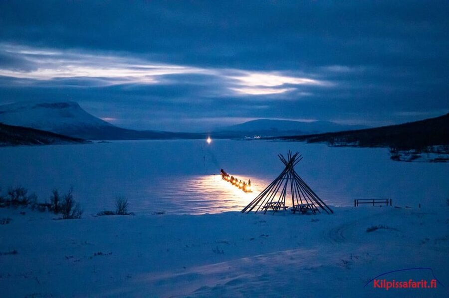 Kilpisjärvi: Border of Three Countries Snowmobile Safari - Through the snowy birch forest