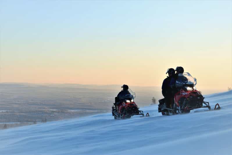 King of Ylläs: Snowmobiling to the Hill - Final call: book it for the route, not just the summit