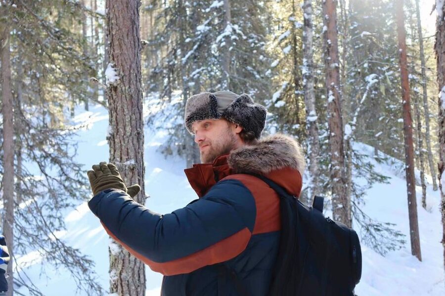 Korouoma Canyon Frozen Waterfalls Hike & Private Teepee BBQ - My call: book it if the ice is your priority