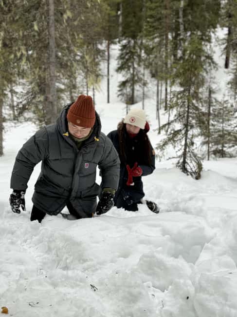 Korouoma Canyon Frozen Waterfalls Hike & Private Teepee BBQ - The teepee BBQ is more than a quick snack