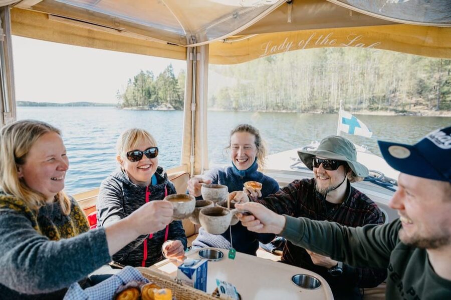 Lake Saimaa story cruise by Ecoboat in Puumala - Coffee, tea, and a little accordion music