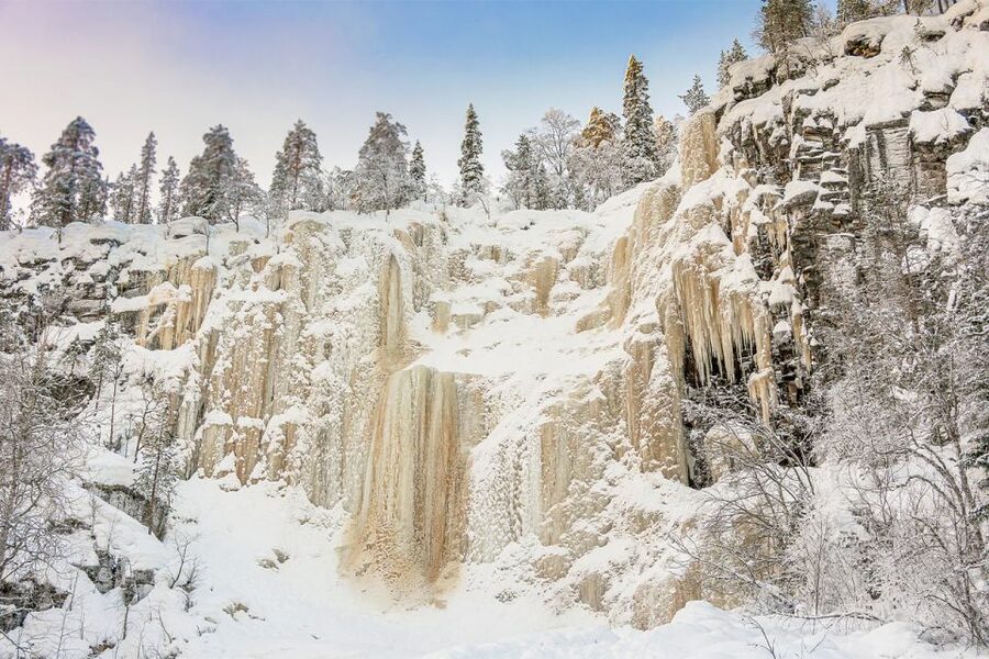 Lapland: The Frozen Waterfalls of Korouoma Tour - Winter clothes supplied by the guide