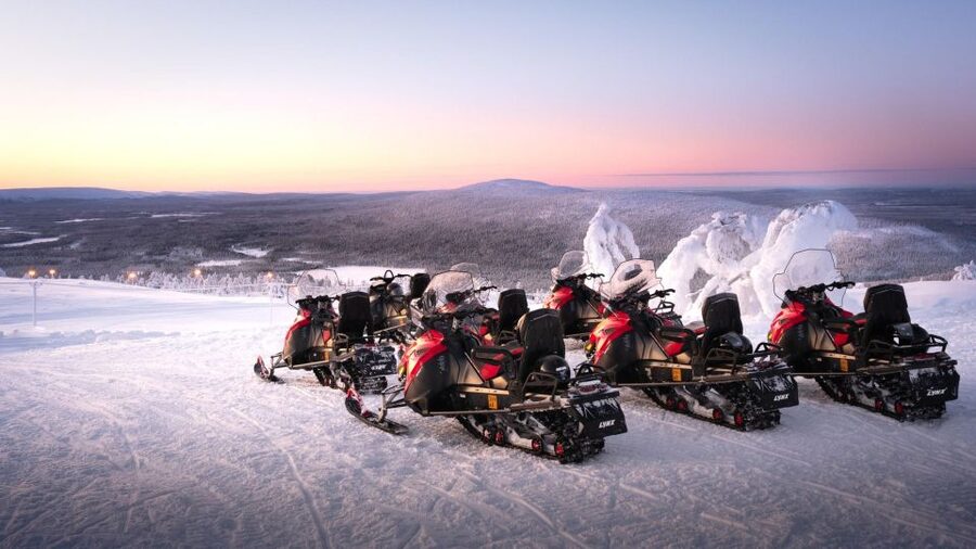 Levi: 4 Hour Snowmobile Safari to the Fells in Levi - A 20-minute Finnish coffee break
