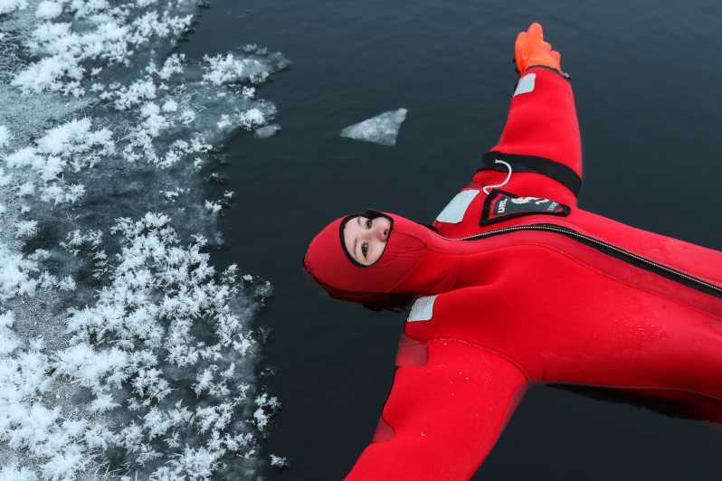 Levi: Arctic Ice Floating Adventure - Floating in the Finnish winter without getting cold