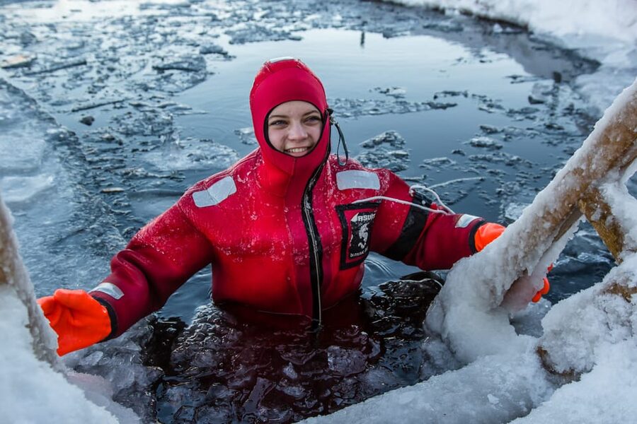 Levi: Arctic Ice Floating Adventure - Families, nervous beginners, and the right kind of adventurer
