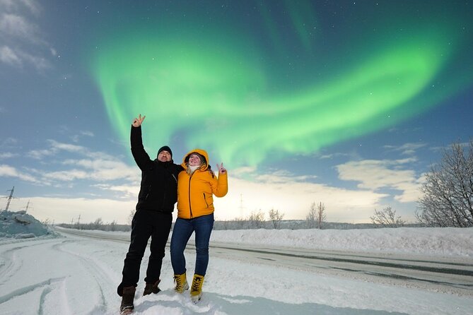 Levi: Aurora Borealis Tour and Stargazing Experience - Campfire food that makes the wait easier