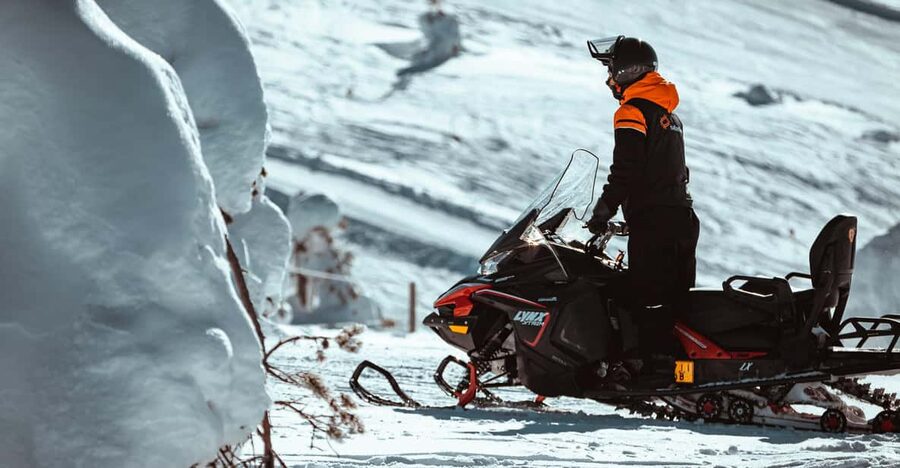 Levi: Full Day Snowmobile Safari to Wilderness - The open-fire lunch in the wilderness