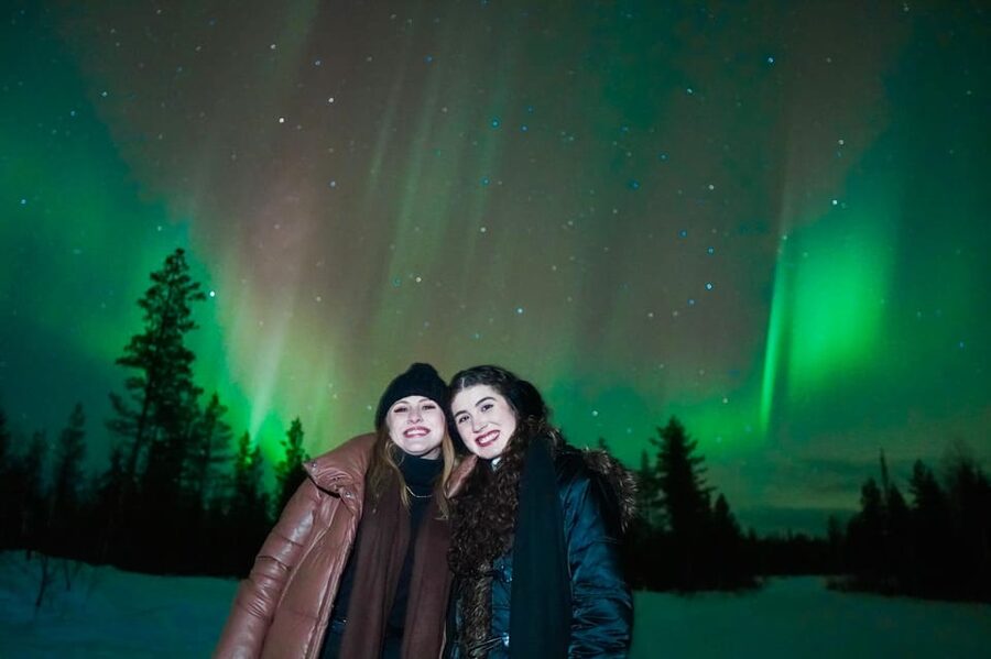 Levi: Northern Lights Tour with Guaranteed Sightings - Staying warm at minus 40 Celsius