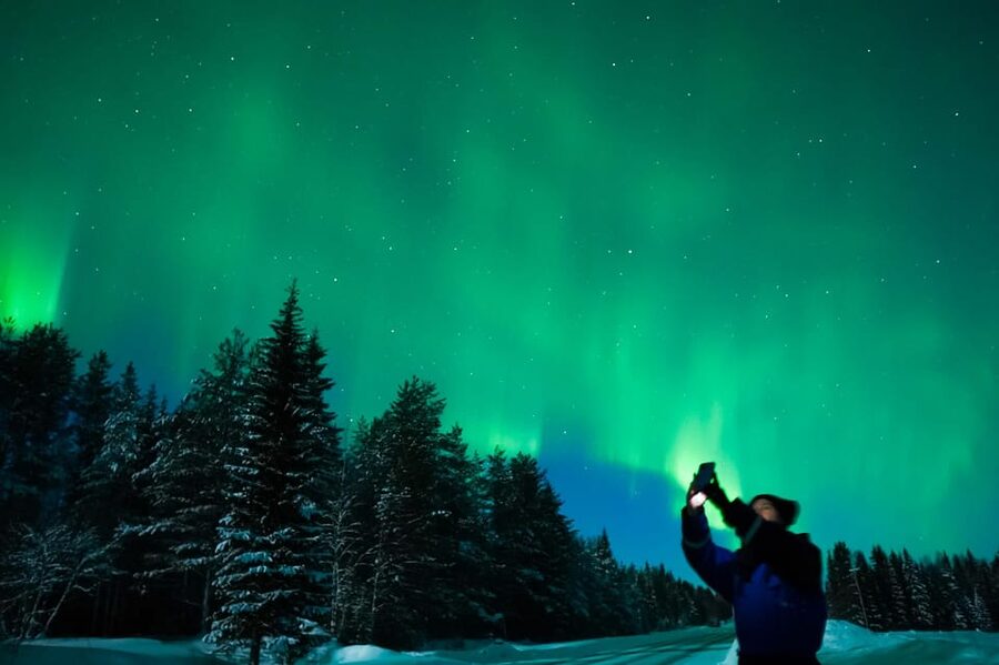 Levi: Northern Lights Tour with Guaranteed Sightings - Who should book this Aurora hunt?