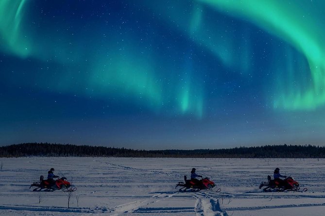 Night Snowmobile Safari, Rovaniemi - Gearing up for three hours in the Arctic dark