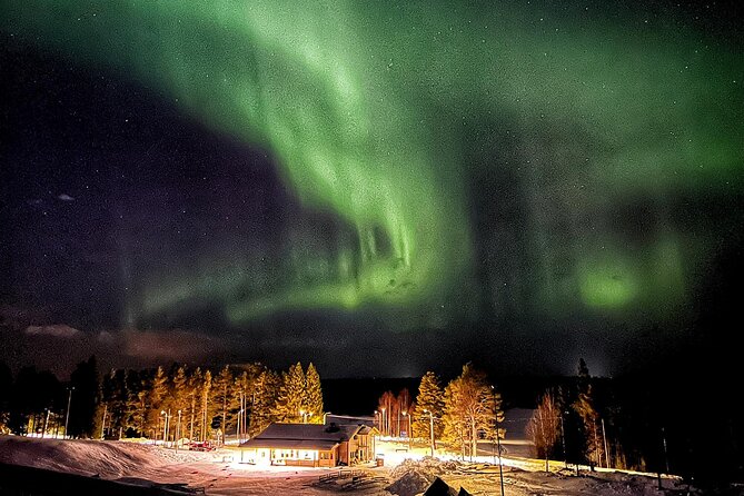 Northern Lights Auroras from Kemi-Tornio with Pickup - What the strongest and weakest moments look like