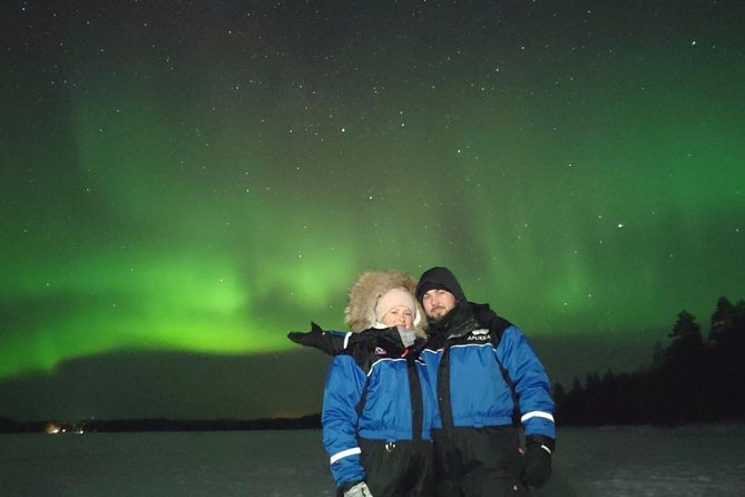 Northern lights hunting photo tour with bbq; small groups - Is $102.58 a fair price?