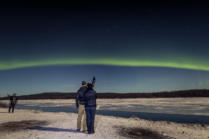 Northern lights hunting photo tour with bbq; small groups - How the aurora chase works