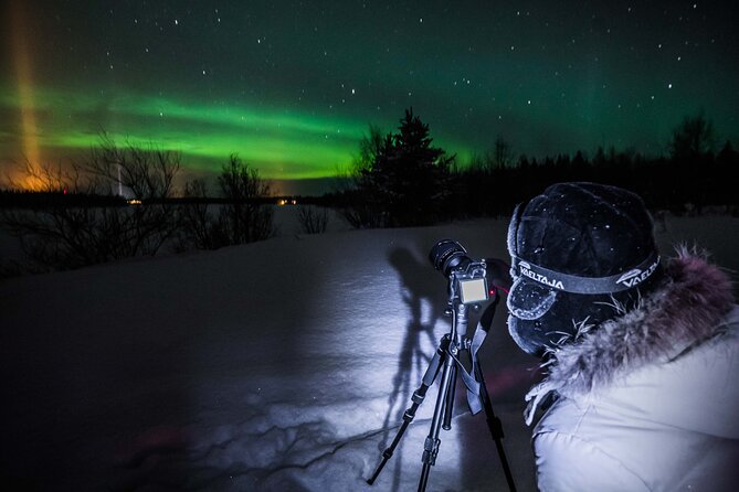 Northern Lights Hunting Photography Tour in Levi - Warm drinks, snacks, and the problem of Arctic cold