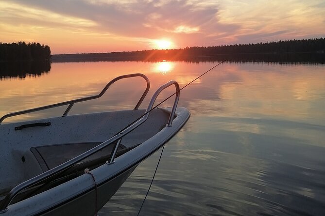 Private Guided Fishing Boat Tour in Rovaniemi - Weather, timing, and the summer season