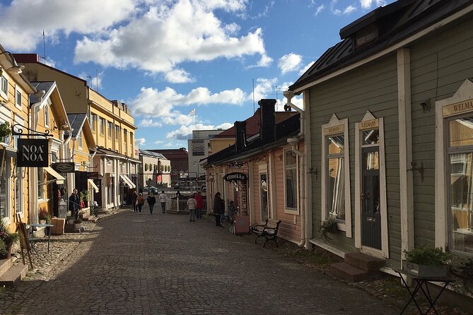 Private Helsinki Tour Highlights & Visit Porvoo City 1346 - Sibelius Monument and the story told in steel