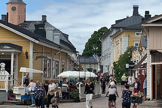 Private Helsinki Tour Highlights & Visit Porvoo City 1346 - Senate Square and Helsinki’s grand center