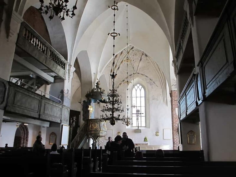 Private Medieval Porvoo by Car from Helsinki - What the $400 price means for your group