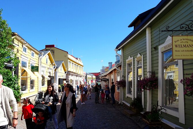 Private National Park and Porvoo Old Town tour from Helsinki - The drive to Porvoo changes the mood