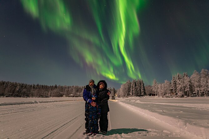 Private Northern Lights Photography Hunting - Waiting under the stars
