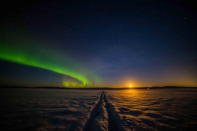 Private Northern Lights photography tour in Rovaniemi - What happens when the Aurora refuses to appear