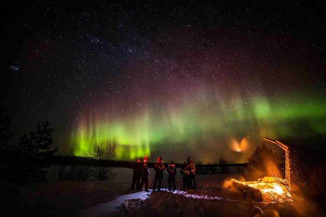 Private Northern Lights photography tour in Rovaniemi - The human side of the search