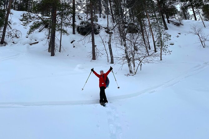 Private Snowshoeing Tour In Pyhätunturi With A Local Guide - Meeting your guide at Luontotie 1