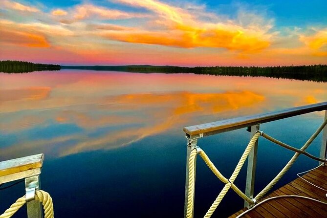 Private Traditional Finnish Sauna Boat Scenic River Cruise - The guide and the small-group feel