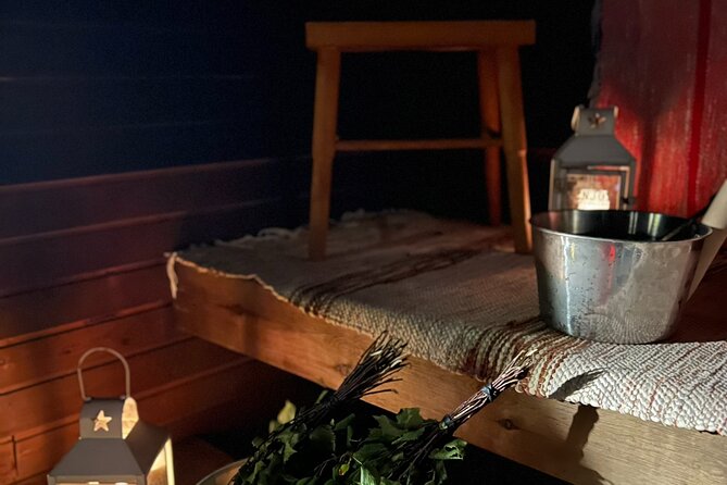 Private Traditional Sauna, Ice Dip and Dinner in the Wilderness - Sauna, lake water, and the ice dip