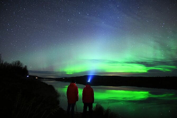 Reflections of the Northern Lights - Group size, timing, and family details