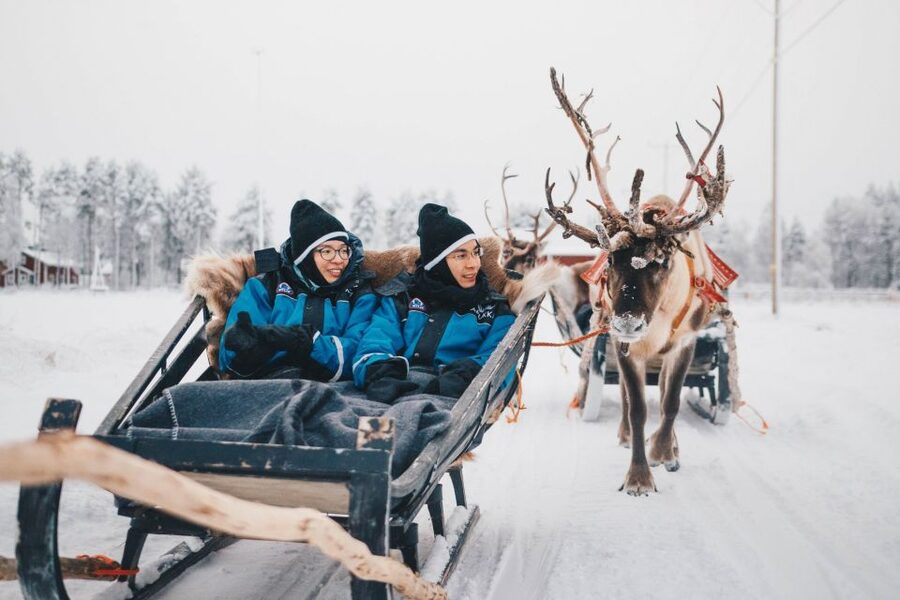 Rovaniemi: Apukka Reindeer Journey - Arriving at Apukka Resort and the reindeer farm