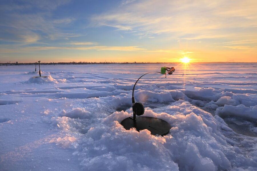 Rovaniemi: Arctic Circle Ice Fishing Experience - Who should book this Arctic Circle activity?