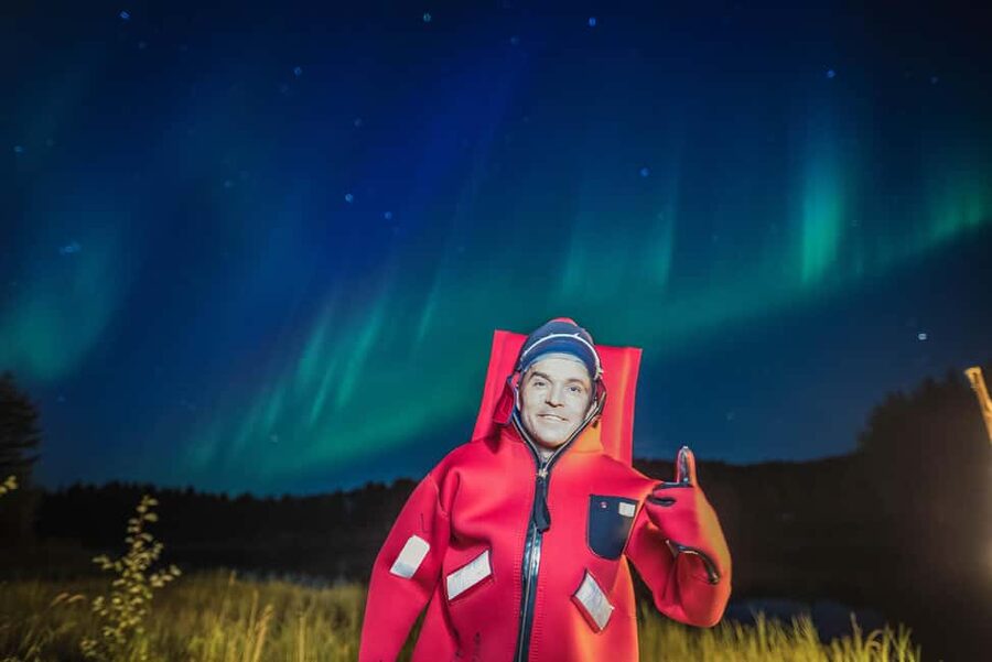 Rovaniemi: Arctic Ice Floating and Northern Lights Tour - Key points at a glance