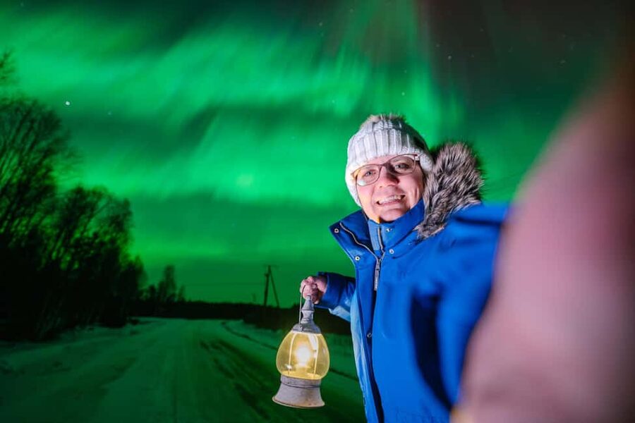 Rovaniemi: Aurora Hunt with Money-Back Guarantee and Photo - What makes the guiding worthwhile