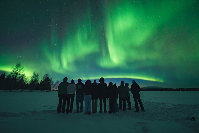 Rovaniemi: Aurora Hunt with Photograph & money back guarantee - Following the forecast instead of following a script