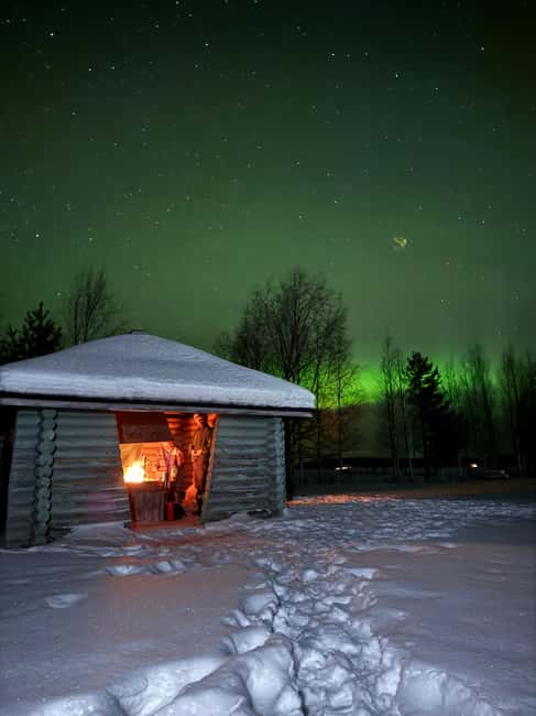 Rovaniemi: Aurora hunting and a fireside BBQ experience - How the aurora search really works