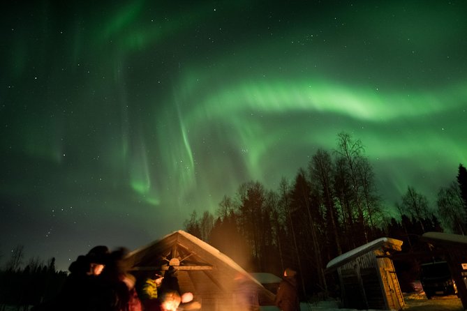 Rovaniemi AURORA PASS: 3-5 Days Unlimited Northern Lights chasing Pass - Day one: finding the right patch of sky
