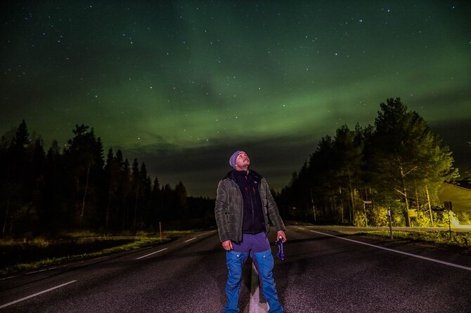 Rovaniemi AURORA PASS: 3-5 Days Unlimited Northern Lights chasing Pass - Clothing matters more than camera gear