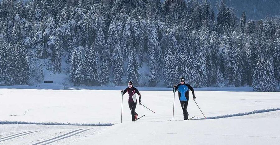 Rovaniemi: Cross Country Wilderness Ski Adventure - Getting comfortable on cross-country skis