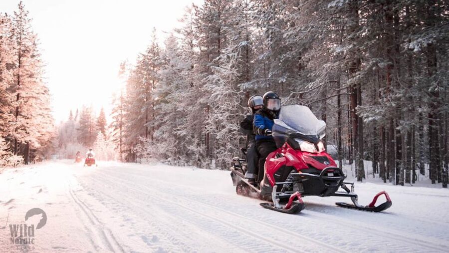 Rovaniemi: Easy Snowmobile Safari - Getting dressed for the Arctic