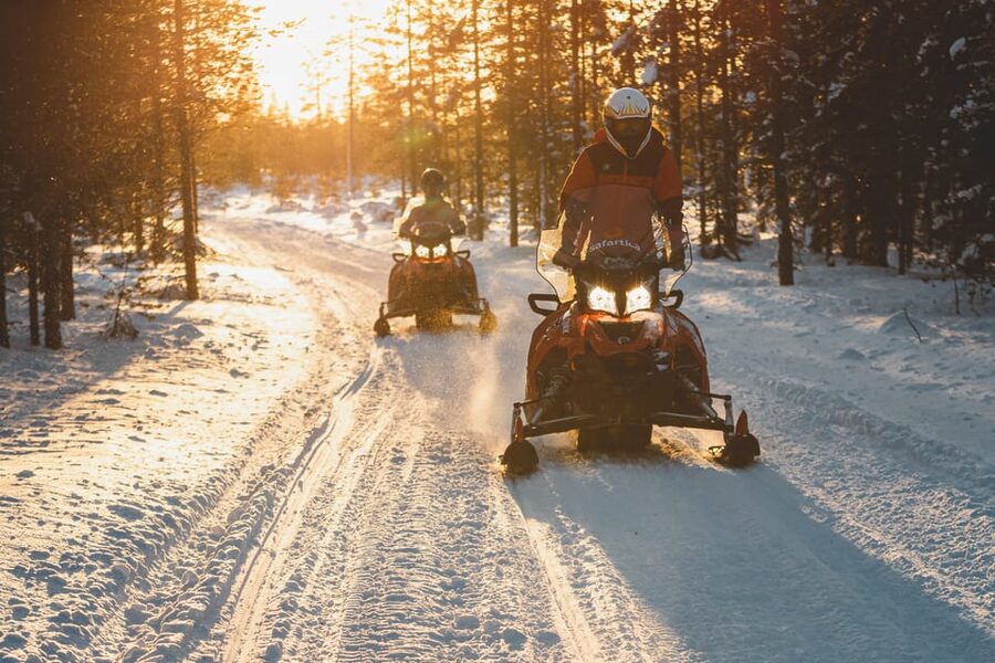Rovaniemi: Family Snowmobile Trip with Guide and Picnic - Safety, responsibility, and who can take part