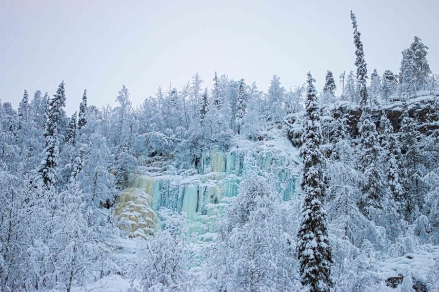 Rovaniemi: Frozen Waterfalls of Korouoma Canyon & Pro Photos - The van ride from Rovaniemi
