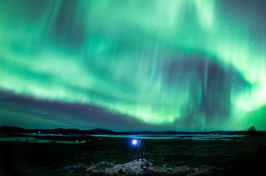 Rovaniemi: Guaranteed Aurora Hunting Tour with Local Guide - Key points at a glance