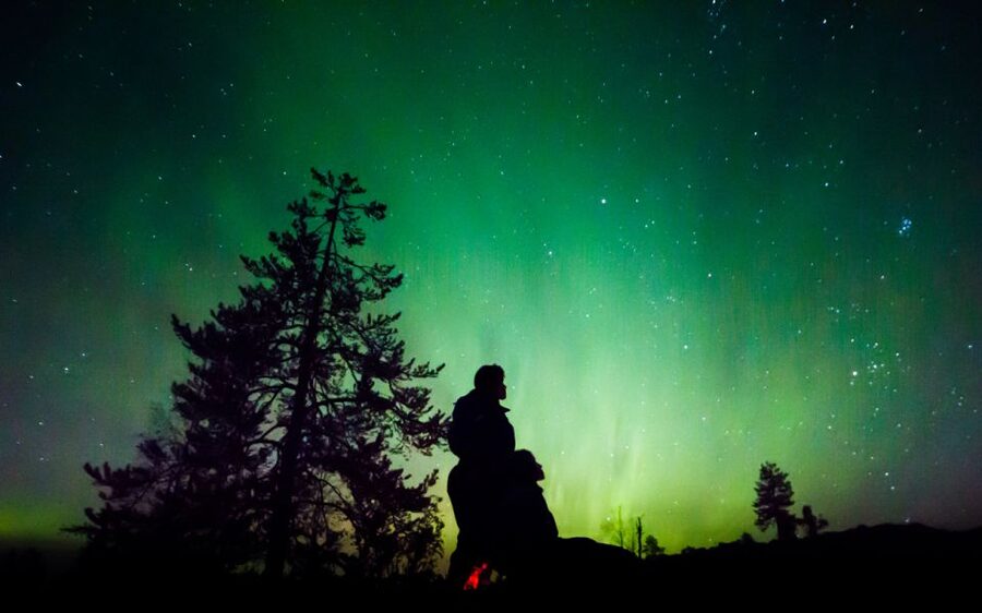 Rovaniemi: Guided Northern Lights Tour - Chasing the aurora beyond Rovaniemi