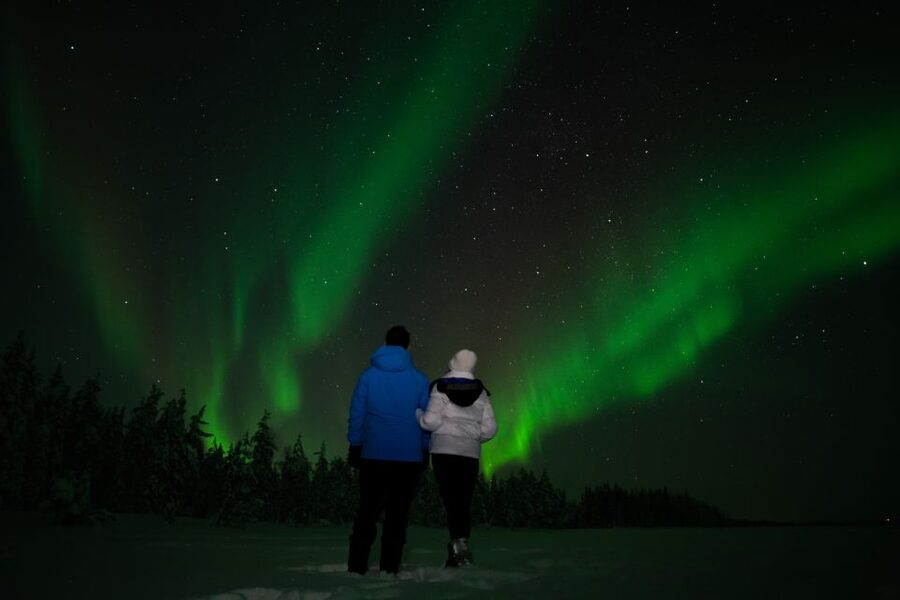 Rovaniemi: Guided Northern Lights Tour - Warm suits, boots, and the real cold