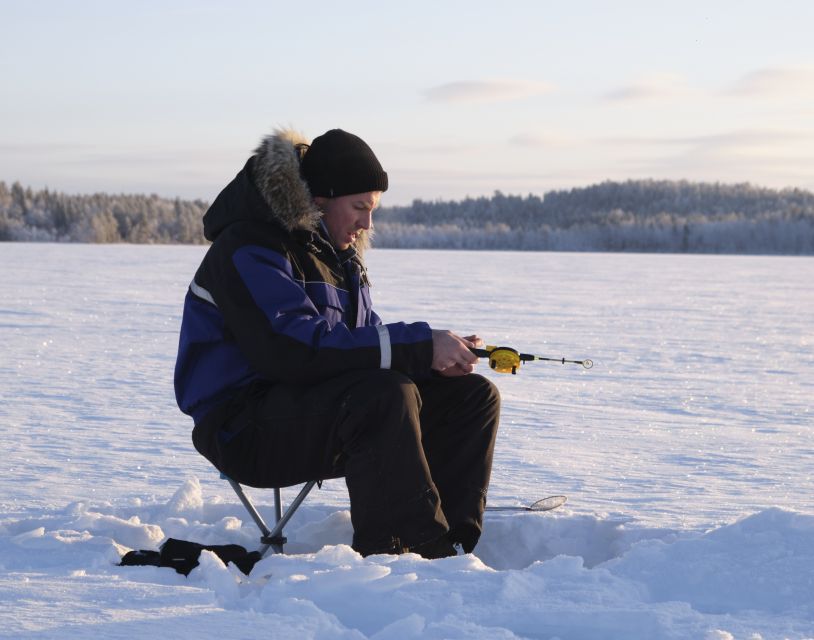 Rovaniemi: Ice-Fishing like a Finn - The 45-minute ride from Rovaniemi to Apukka