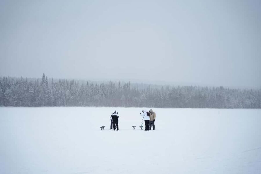Rovaniemi: Ice Fishing Small Group Tour & Barbeque - Practical booking advice for Rovaniemi