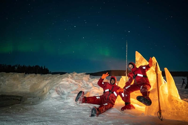 Rovaniemi: Ice Floating in Forest Lake with Aurora Borealis - The first moments in the cold water