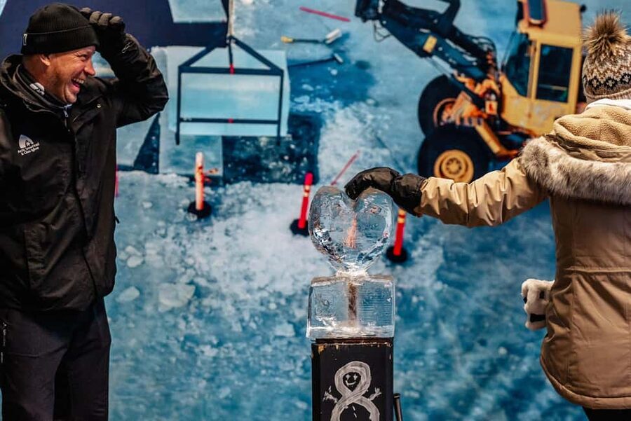 Rovaniemi: Ice sculpting experience - Why this Arctic SnowHotel visit is different