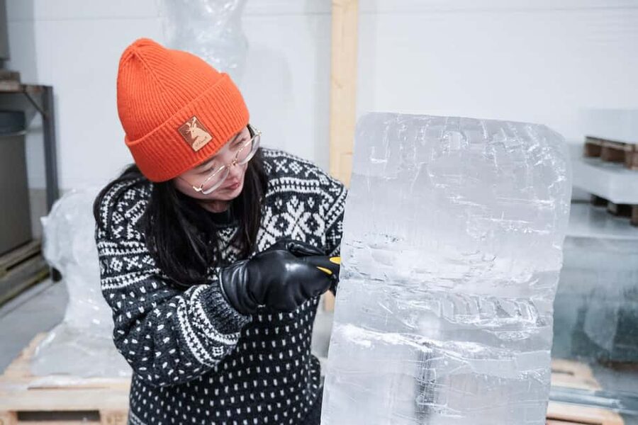 Rovaniemi: Ice sculpting experience - Getting there from Rovaniemi